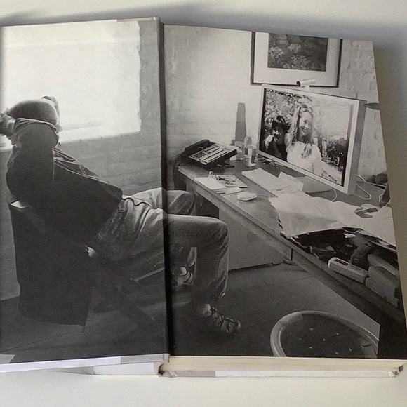 Steve Jobs Biography Hardcover Book By Walter Isaacson - Picture 5 of 9